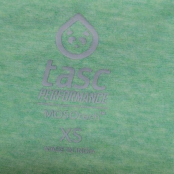 Tasc performance pullover  - Picture 3 of 3